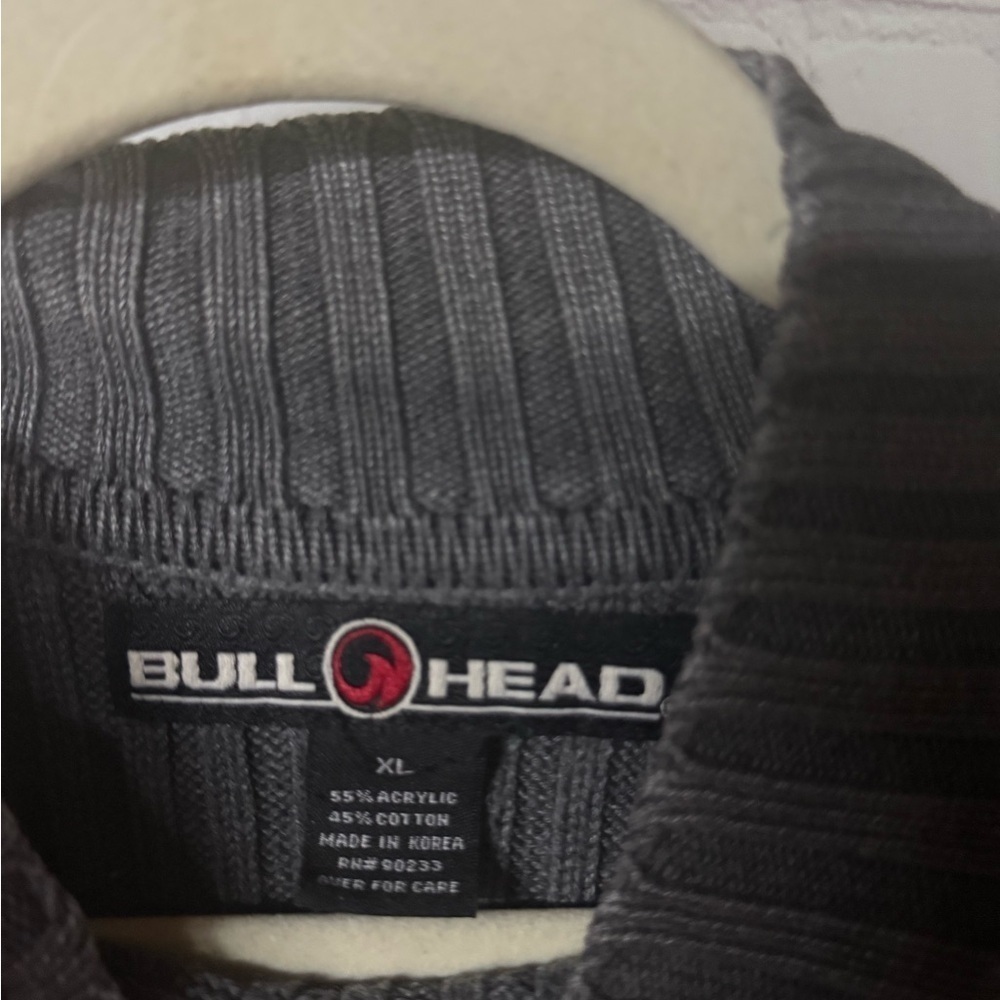 Bullhead Ribbed Mock Neck Sweater XL – Gray Knit with Red/White Stripe - Picture 3 of 4